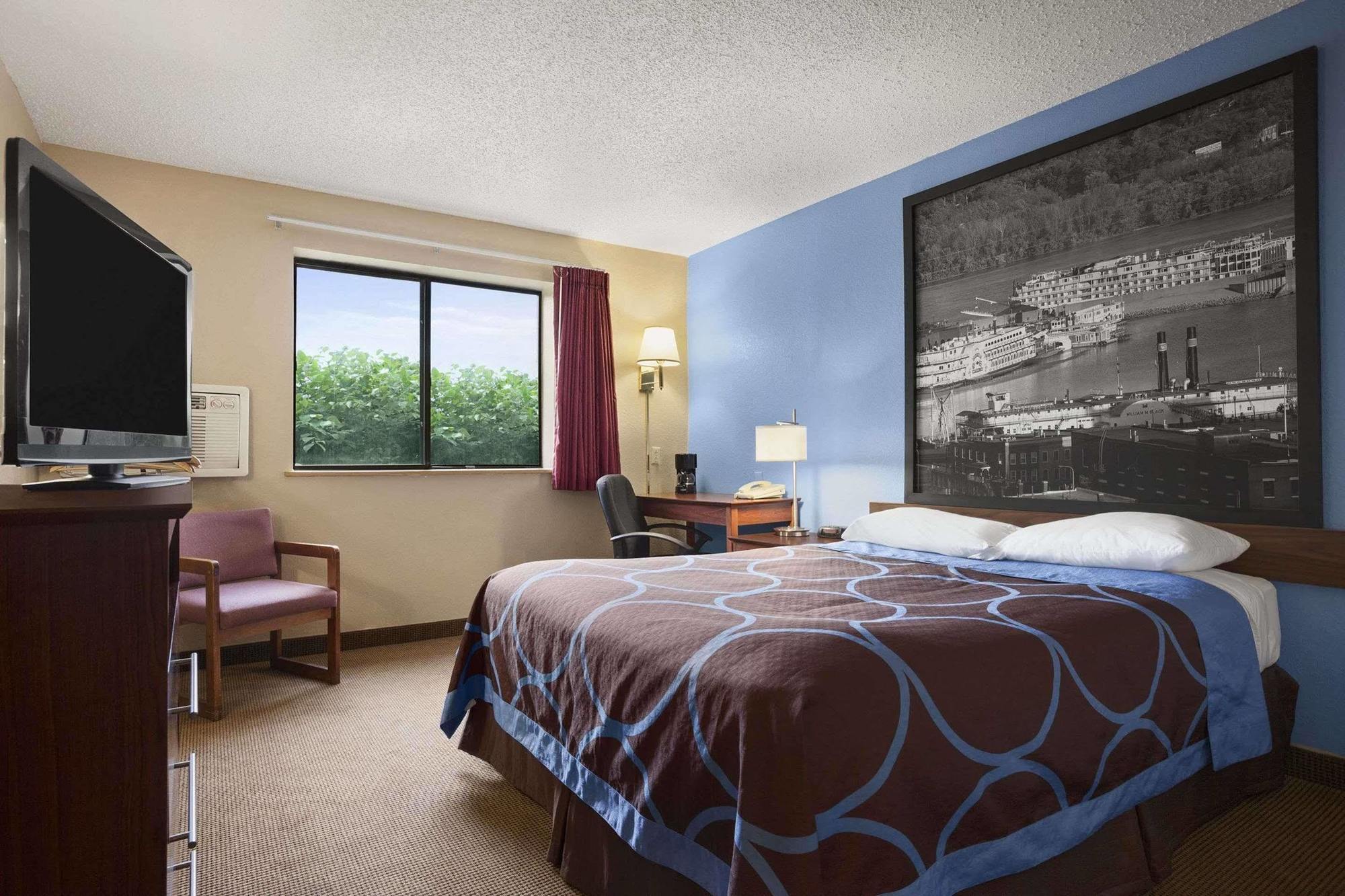 Super 8 By Wyndham Dubuque Μοτέλ Εξωτερικό φωτογραφία